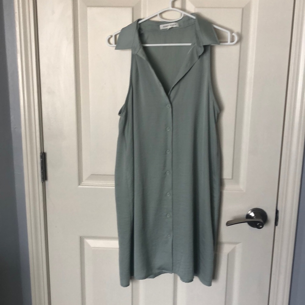 Silk Green collared dress
